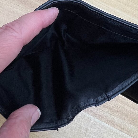 VTG 90s Esprit Black Vegan Leather Wallet - Picture 8 of 8